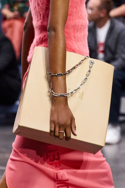 Look 162